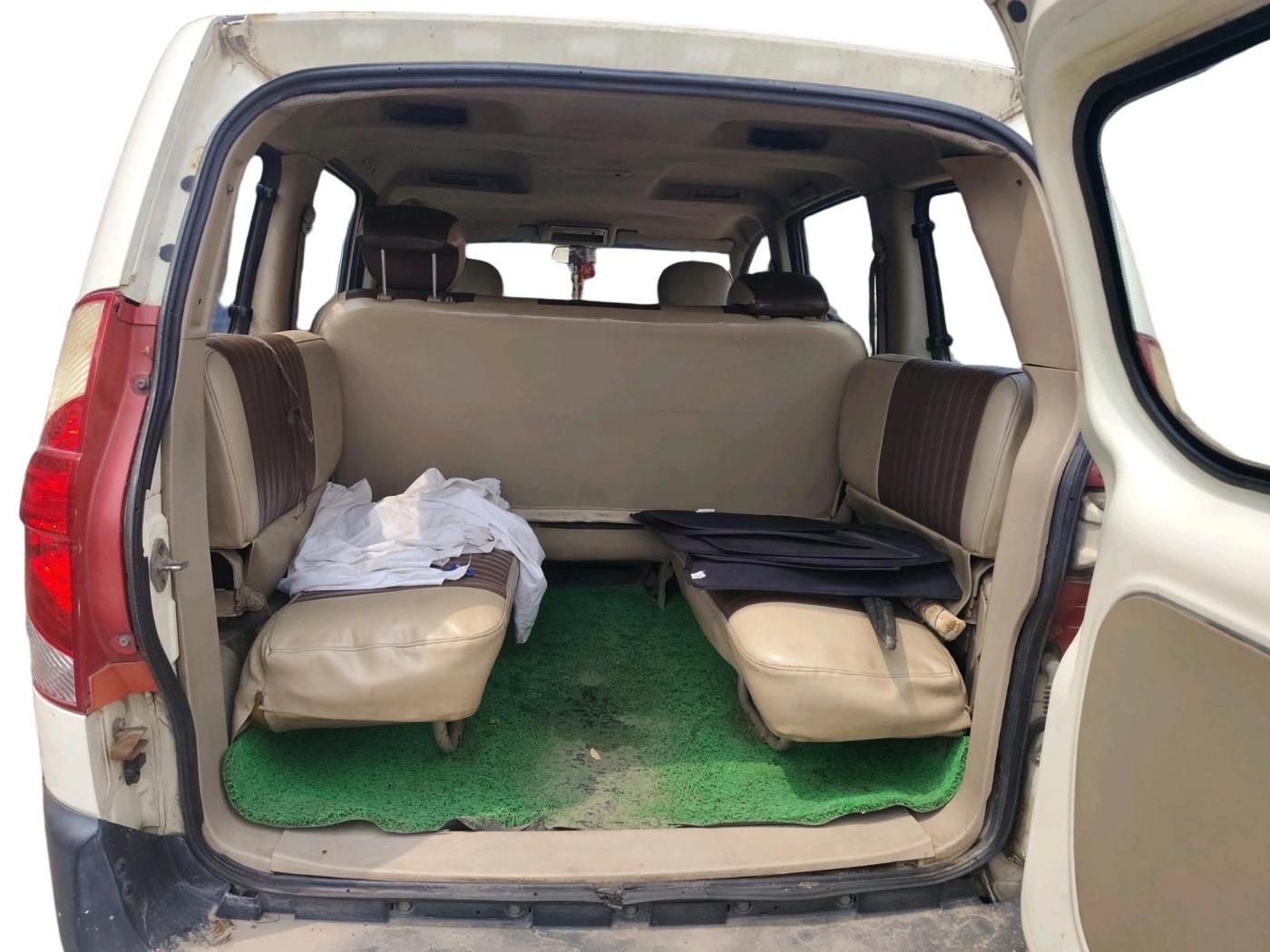 2019 Mahindra Xylo D2, Diesel, Manual, 70,423 km, exterior
