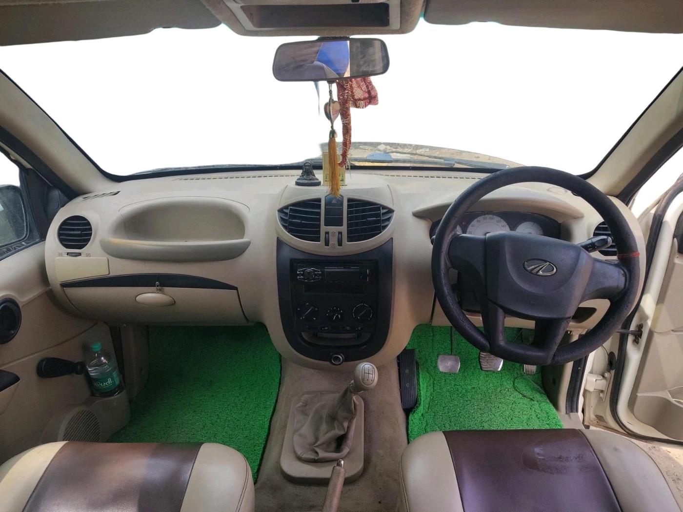 2019 Mahindra Xylo D2, Diesel, Manual, 70,423 km, interior