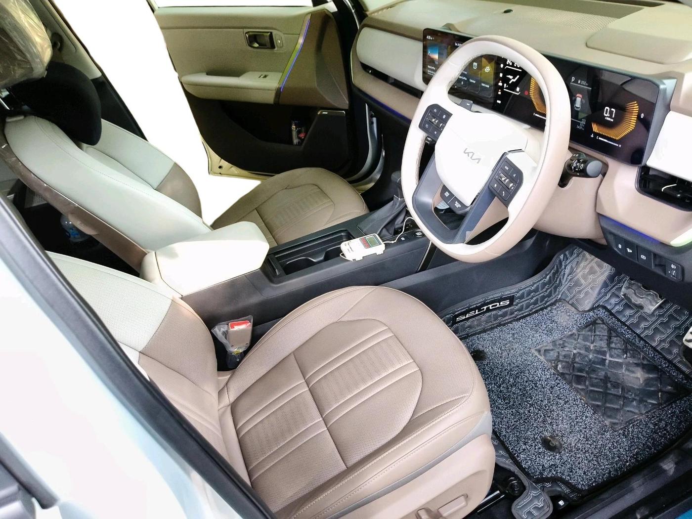 2026 KIA SELTOS HTX 1.5L Petrol IVT, Petrol, Automatic, 3,438 km, interior