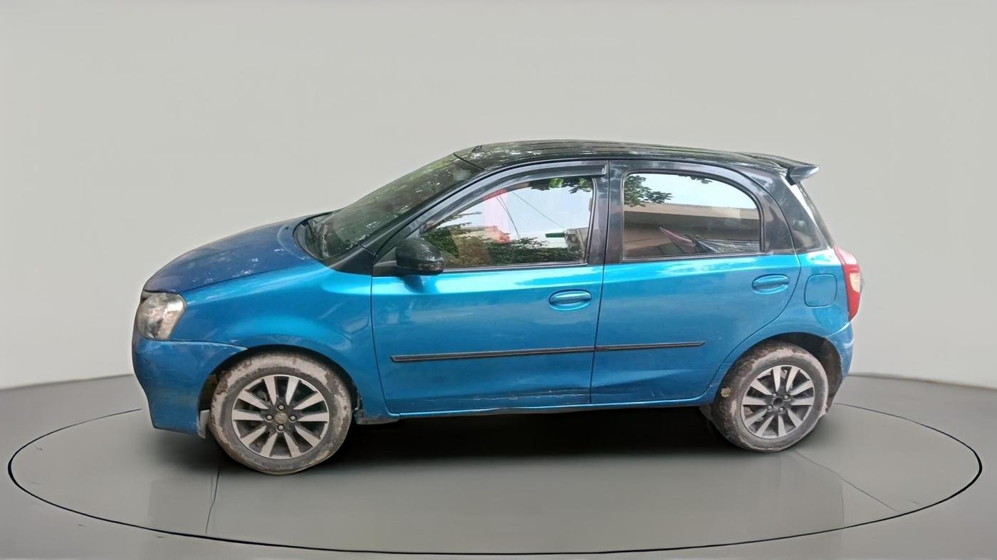 2016 Toyota Etios Liva V, Petrol, Manual, 1,40,035 km, exterior