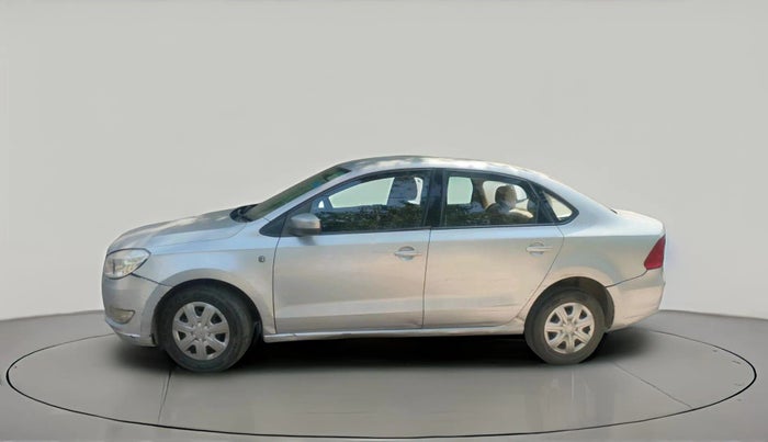 2013 Skoda Rapid AMBITION 1.6 MPI MT PLUS, Petrol, Manual, 74,932 km, exterior