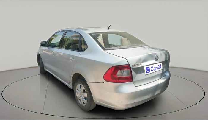 2013 Skoda Rapid AMBITION 1.6 MPI MT PLUS, Petrol, Manual, 74,932 km, exterior