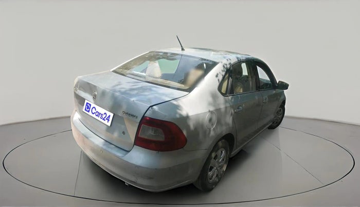 2013 Skoda Rapid AMBITION 1.6 MPI MT PLUS, Petrol, Manual, 74,932 km, exterior