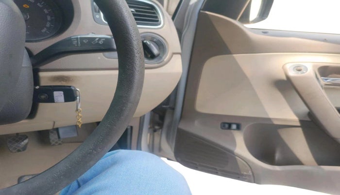 2013 Skoda Rapid AMBITION 1.6 MPI MT PLUS, Petrol, Manual, 74,932 km, interior