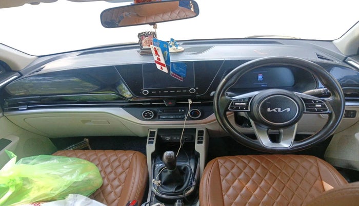 2024 KIA CARENS  PRESTIGE 1.5 TURBO PETROL IMT 7 STR , Petrol, Manual, 18,853 km, interior