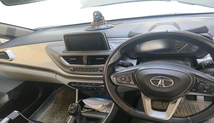 2020 Tata ALTROZ XZ PETROL, Petrol, Manual, 53,683 km, interior