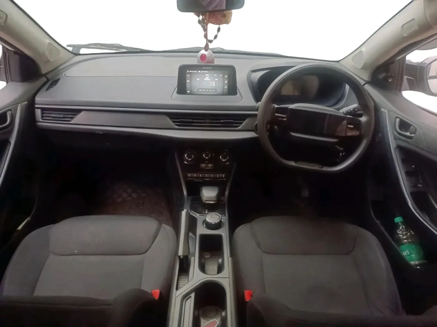 2024 Tata NEXON Smart Plus 1.2 Revotron 6 AMT, Petrol, Automatic, 35,284 km, interior