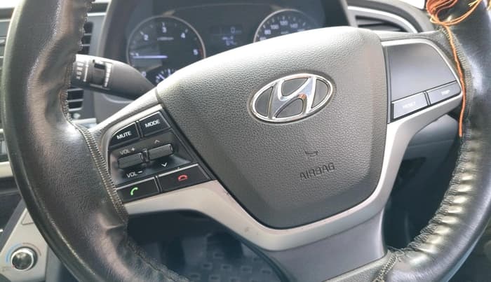 2016 Hyundai New Elantra 1.6 S MT DIESEL, Diesel, Manual, 92,000 km, interior