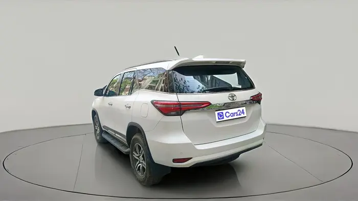2023 Toyota Fortuner 4X2 AT 2.8 DIESEL, Diesel, Automatic, 32,098 km, exterior