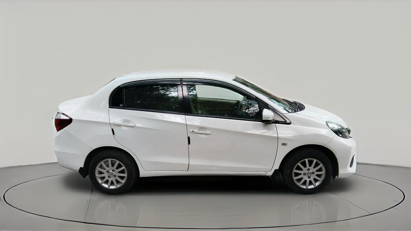 2017 Honda Amaze 1.2L I-VTEC S, CNG, Manual, 1,29,745 km, exterior
