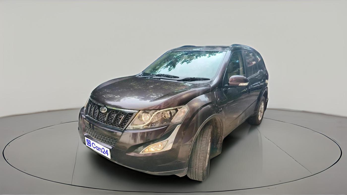 2016 Mahindra XUV500 W10, Diesel, Manual, 65,475 km, exterior