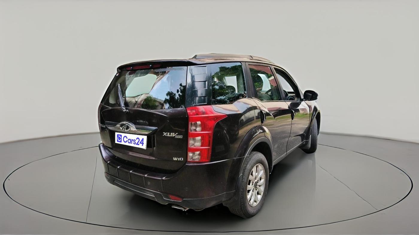 2016 Mahindra XUV500 W10, Diesel, Manual, 65,475 km, exterior