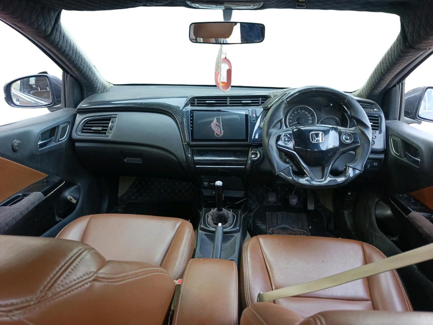 2017 Honda City 1.5L I-VTEC V MT, Petrol, Manual, 37,272 km, interior
