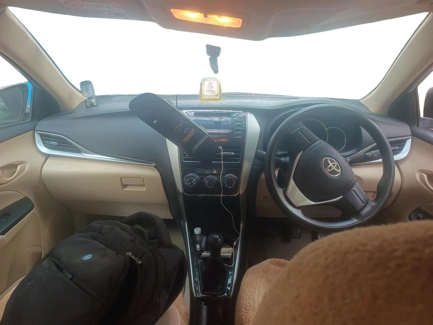 2018 Toyota YARIS J MT, Petrol, Manual, 38,673 km, interior