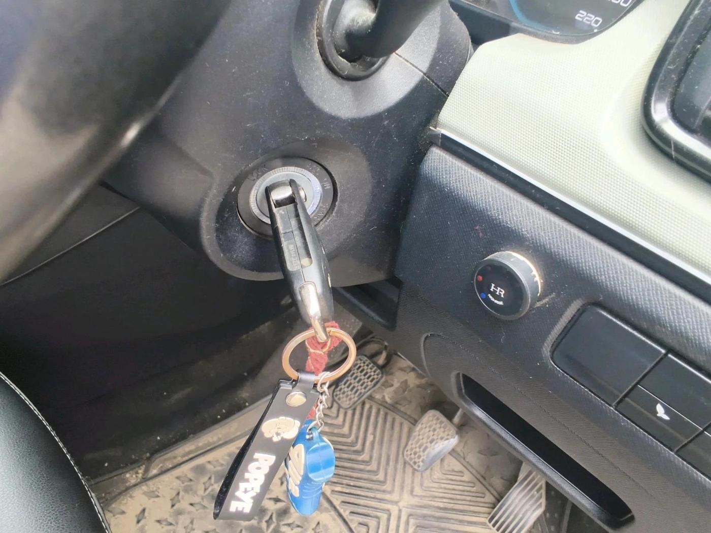 2023 Tata PUNCH ADVENTURE MT, CNG, Manual, 52,491 km, interior