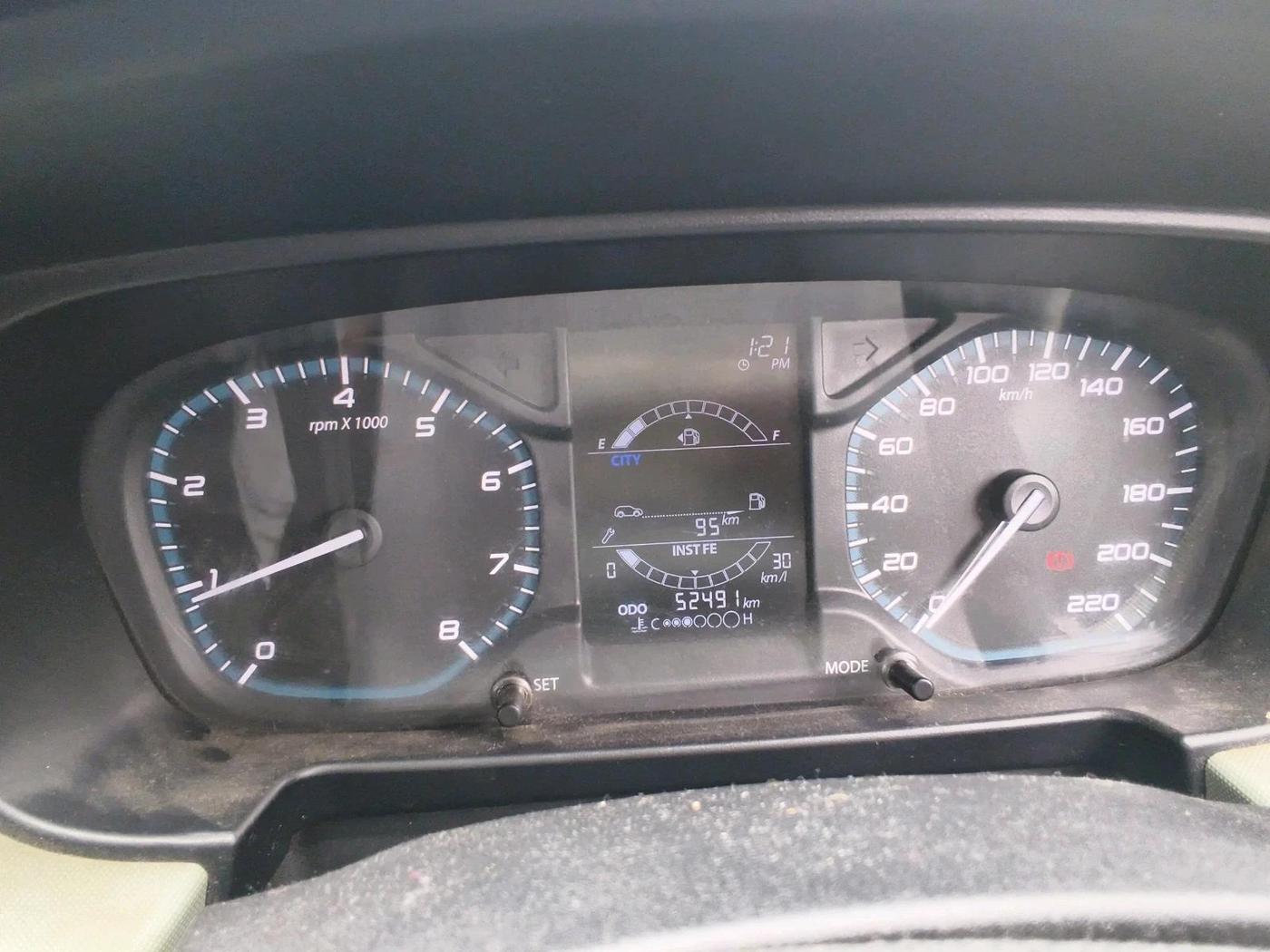 2023 Tata PUNCH ADVENTURE MT, CNG, Manual, 52,491 km, interior