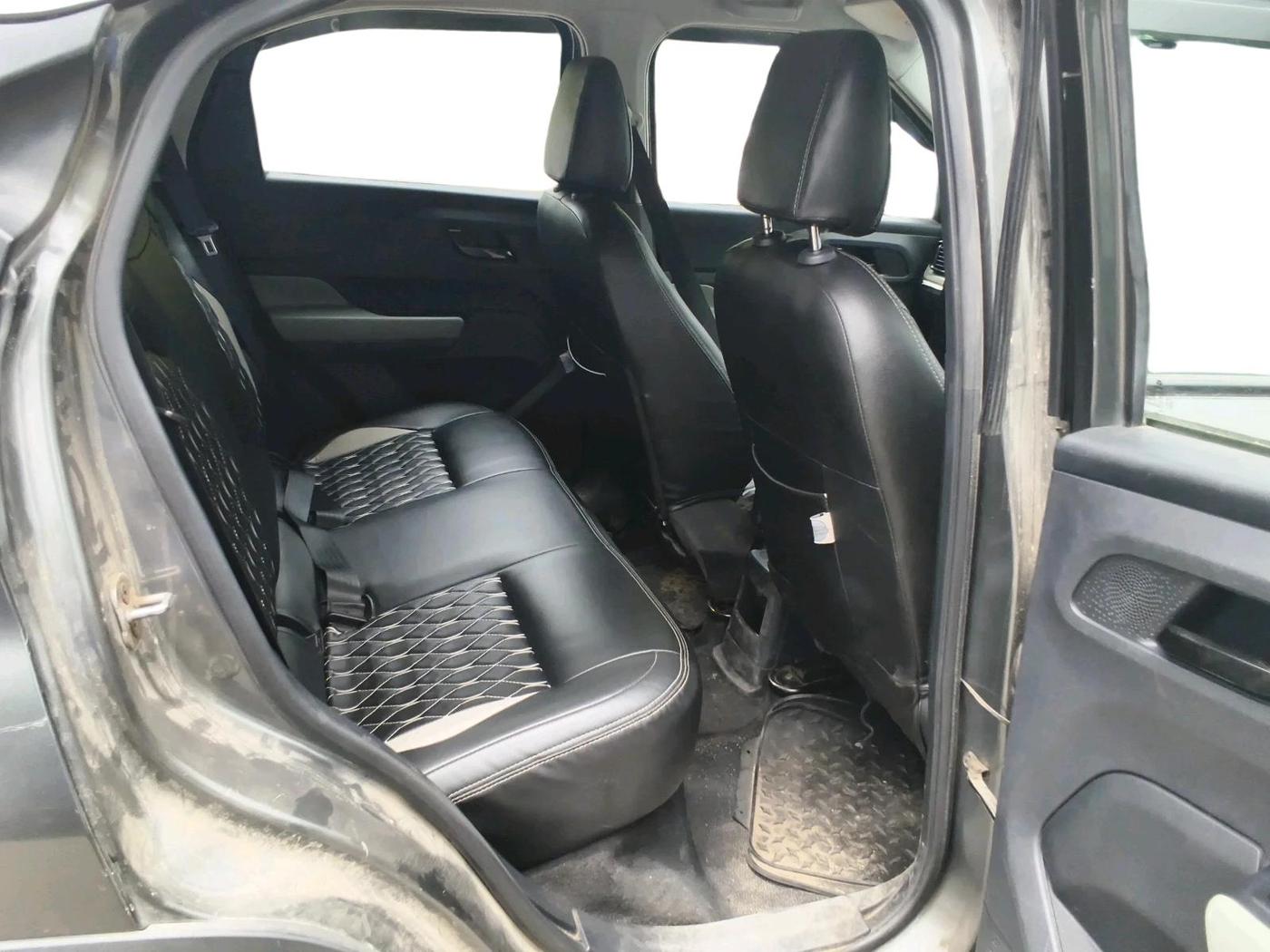 2023 Tata PUNCH ADVENTURE MT, CNG, Manual, 52,491 km, interior