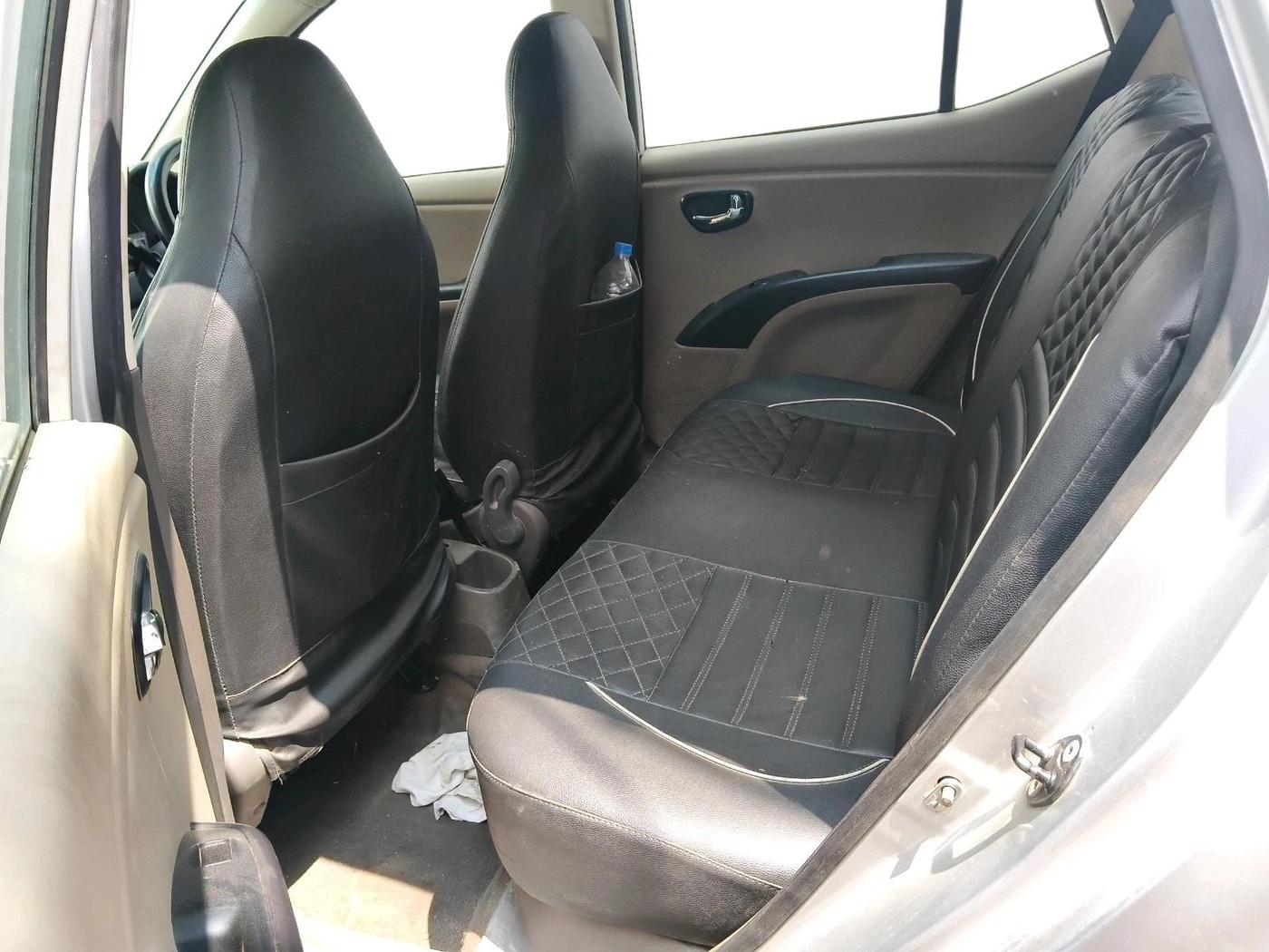 2013 Hyundai i10 MAGNA 1.1, CNG, Manual, 1,14,665 km, interior