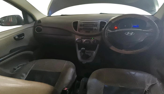 2011 Hyundai i10 MAGNA 1.2, CNG, Manual, 80,233 km, interior