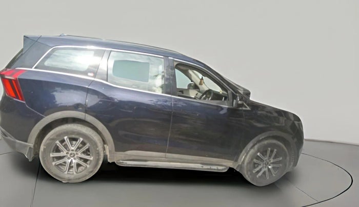 2023 Mahindra XUV700 AX 7 D MT 7 STR, Diesel, Manual, 70,288 km, exterior