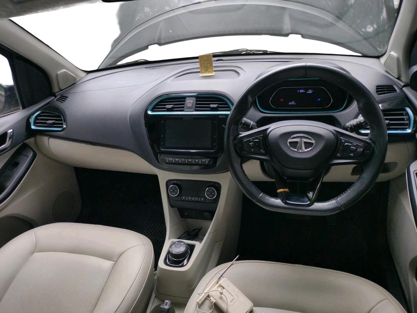 2023 Tata TIAGO EV XZ PLUS TECH LUX LONG RANGE, Electric, Automatic, 30,345 km, interior