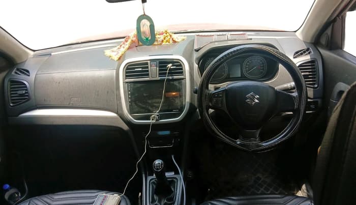 2022 Maruti Vitara Brezza VXI, Petrol, Manual, 77,300 km, interior