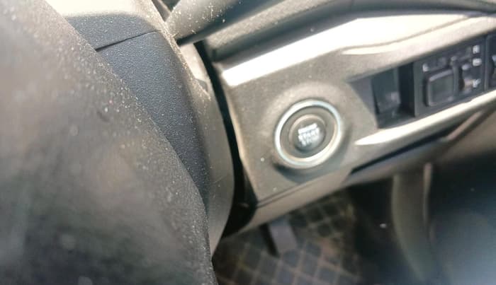 2022 Maruti Vitara Brezza VXI, Petrol, Manual, 77,300 km, interior