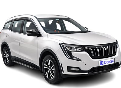 2023 Mahindra XUV700 - SUV - Petrol - Manual - ₹12.15 lakh