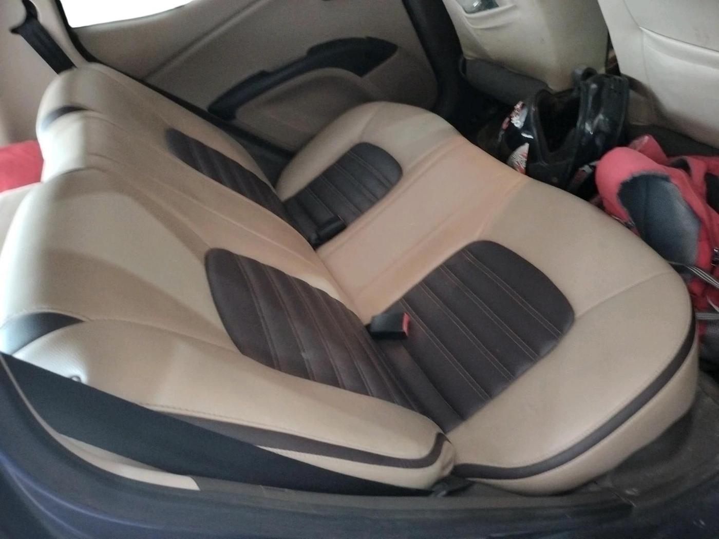 2013 Hyundai i10 MAGNA 1.2, Petrol, Manual, 30,620 km, interior