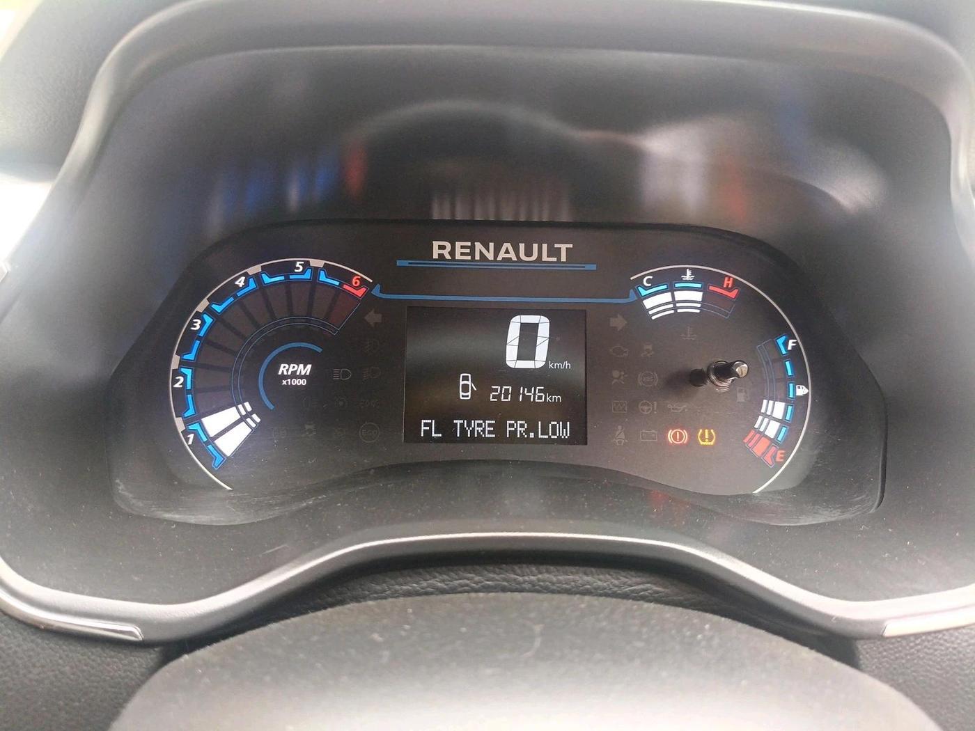 2024 Renault Kiger RXT (O) MT, Petrol, Manual, 20,146 km, interior