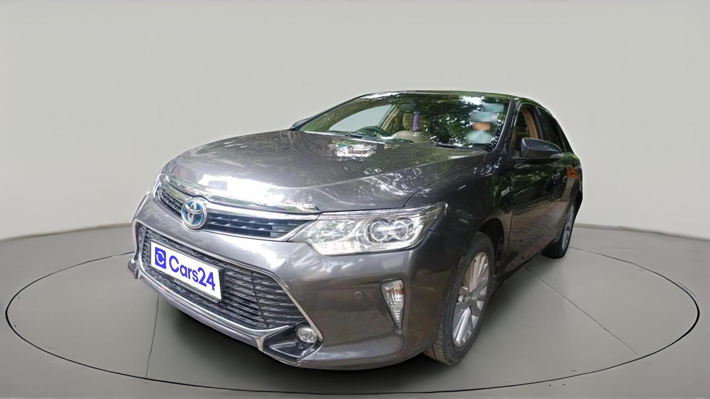2017 Toyota Camry HYBRID, Hybrid, Automatic, 1,06,972 km, exterior