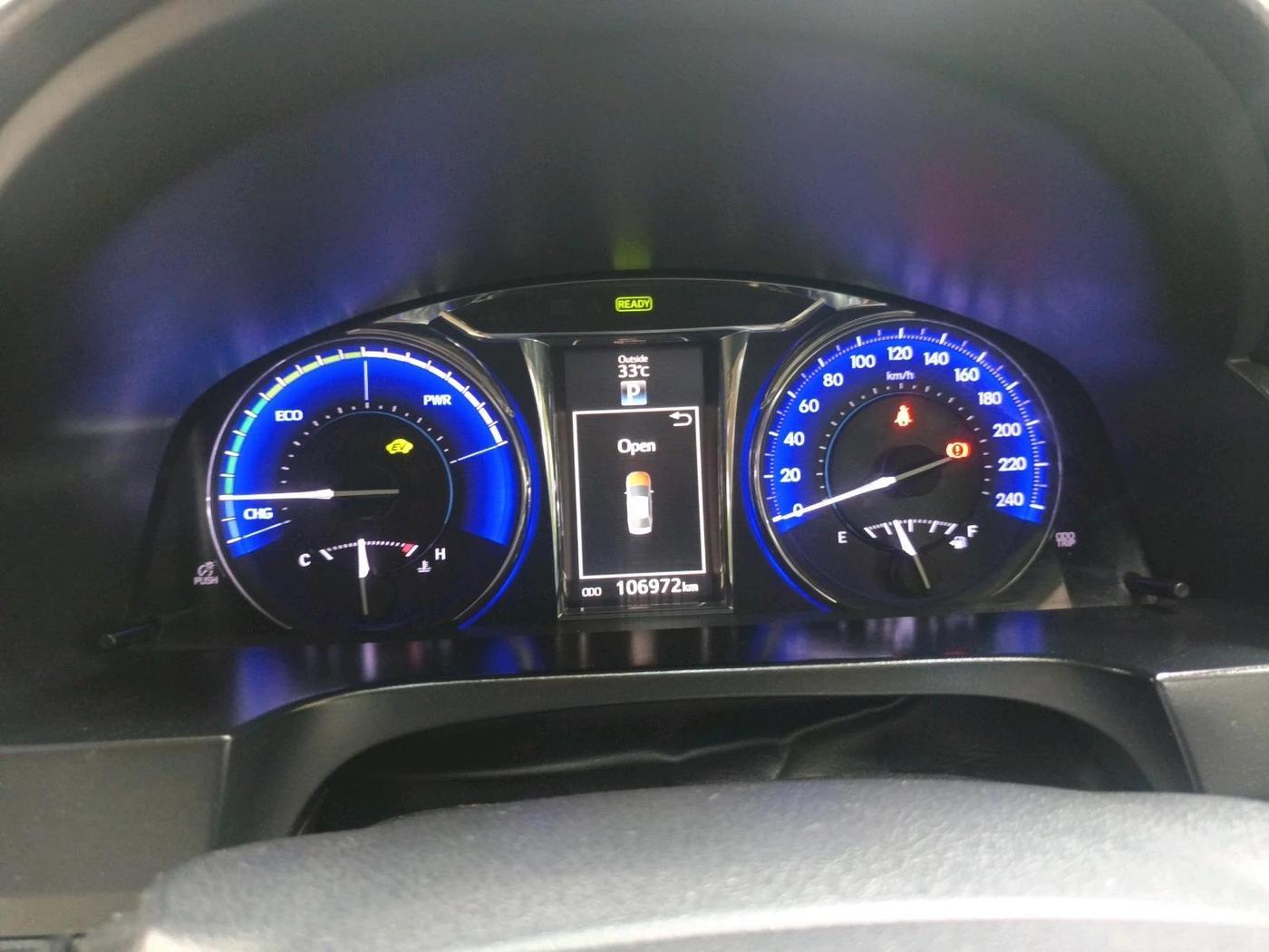 2017 Toyota Camry HYBRID, Hybrid, Automatic, 1,06,972 km, interior