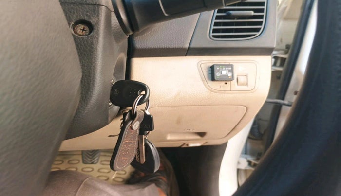 2011 Hyundai Eon MAGNA, CNG, Manual, 47,273 km, interior