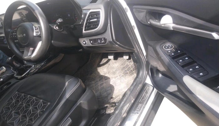 2022 KIA SELTOS HTK PLUS 1.5 IMT, Petrol, Manual, 30,504 km, interior