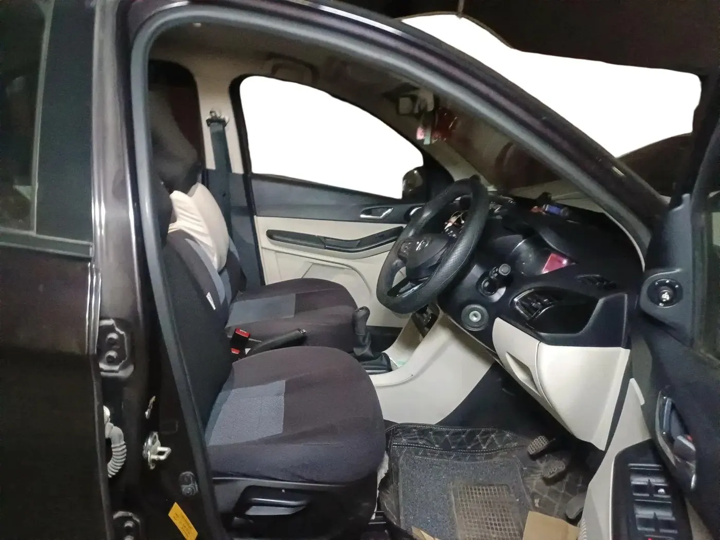 2022 Tata Tiago XZ PLUS CNG, CNG, Manual, 60,142 km, interior