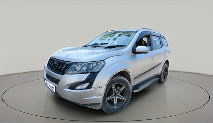 2017 Mahindra XUV500 W6 1.99, Diesel, Manual, 1,43,587 km, exterior