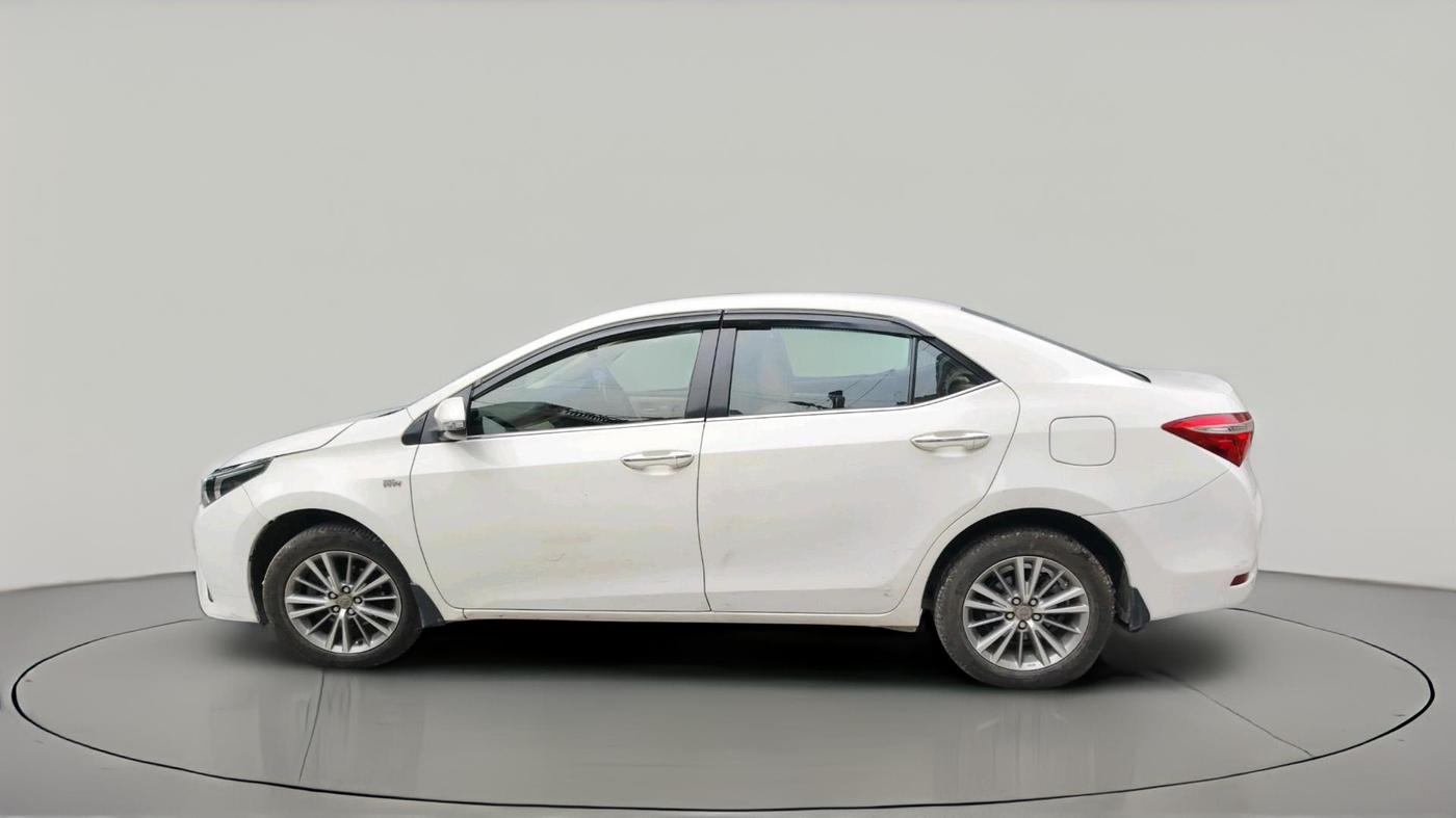 2015 Toyota Corolla Altis VL CVT PETROL, Petrol, Automatic, 1,06,788 km, exterior