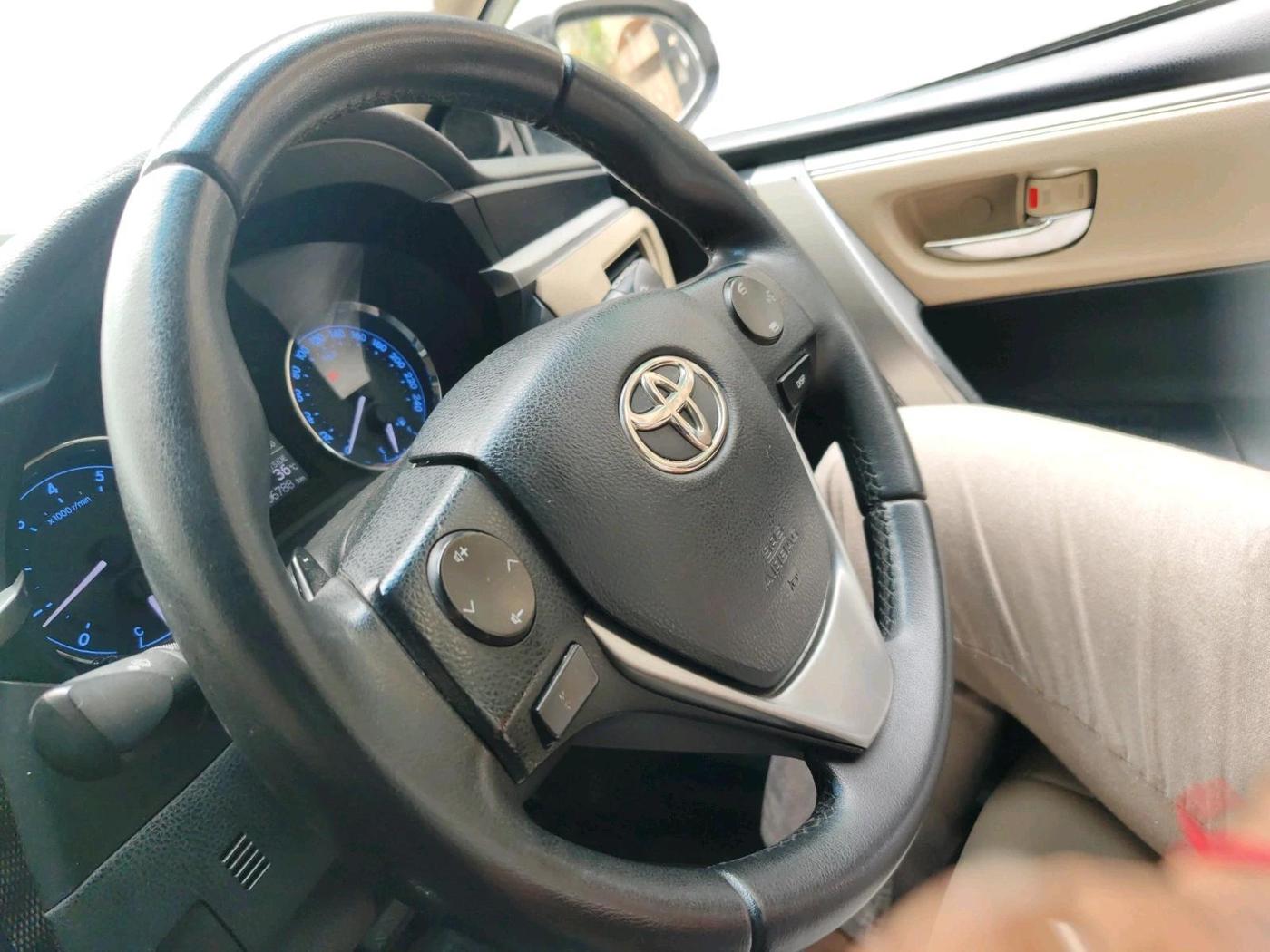 2015 Toyota Corolla Altis VL CVT PETROL, Petrol, Automatic, 1,06,788 km, interior