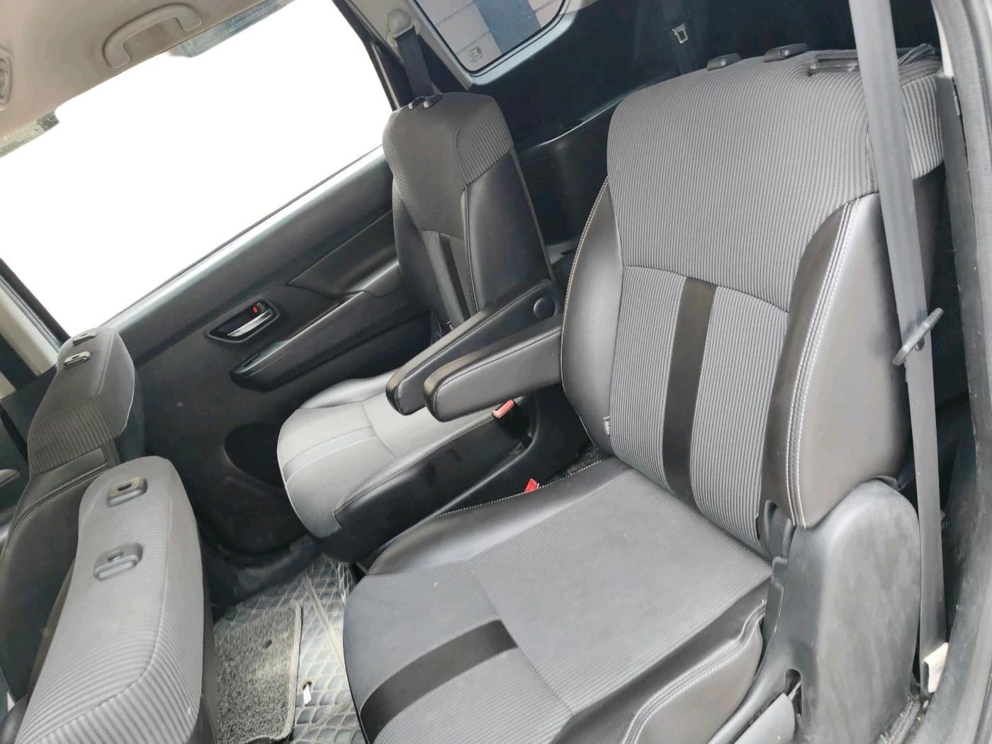 2022 Maruti XL6 ZETA MT, Petrol, Manual, 83,595 km, interior