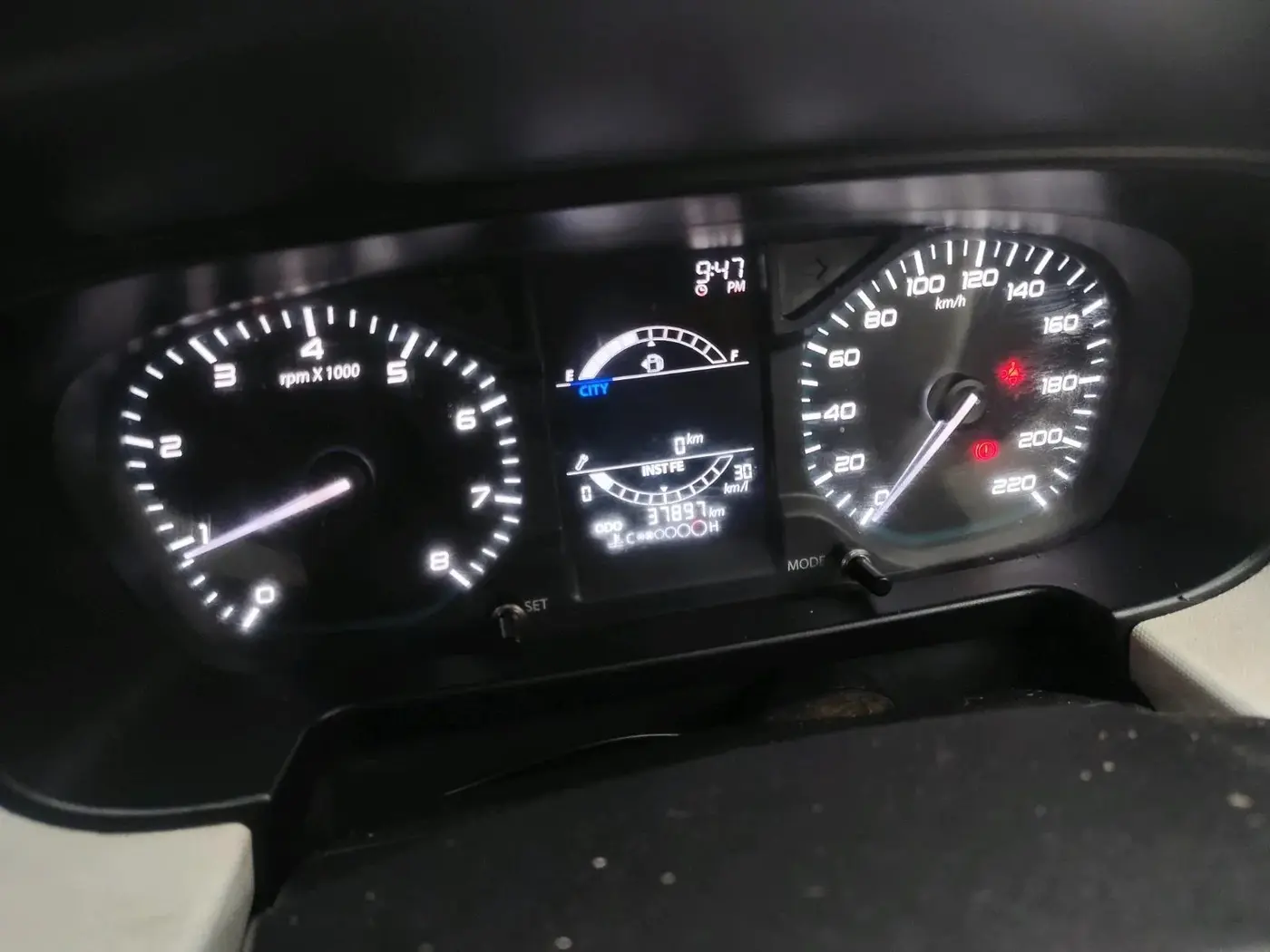 2022 Tata PUNCH PURE MT, CNG, Manual, 37,897 km, interior