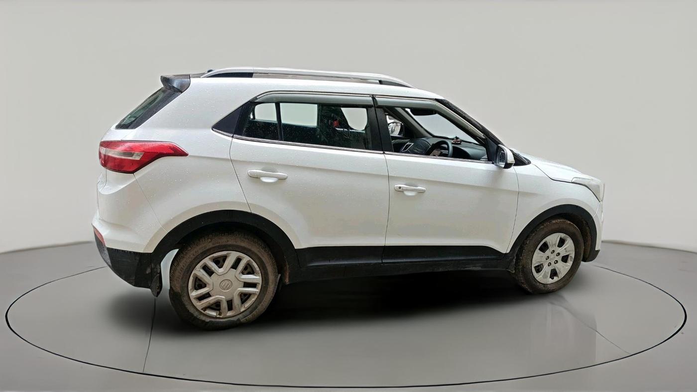 2017 Hyundai Creta E PLUS 1.6 PETROL, CNG, Manual, 1,26,257 km, exterior