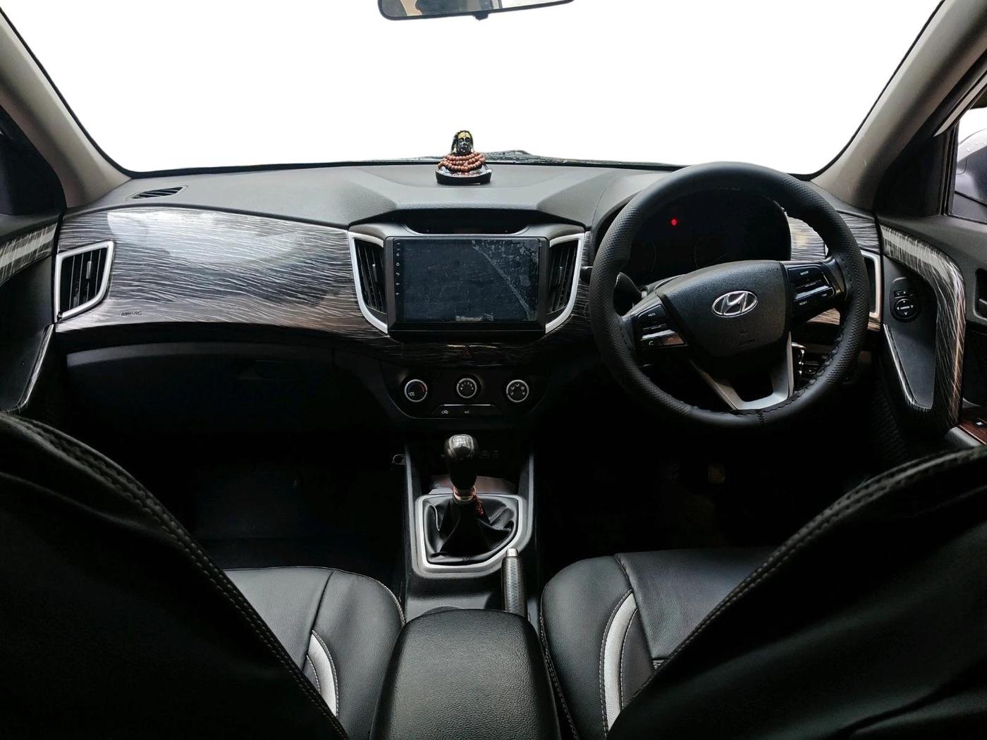 2017 Hyundai Creta E PLUS 1.6 PETROL, CNG, Manual, 1,26,257 km, interior