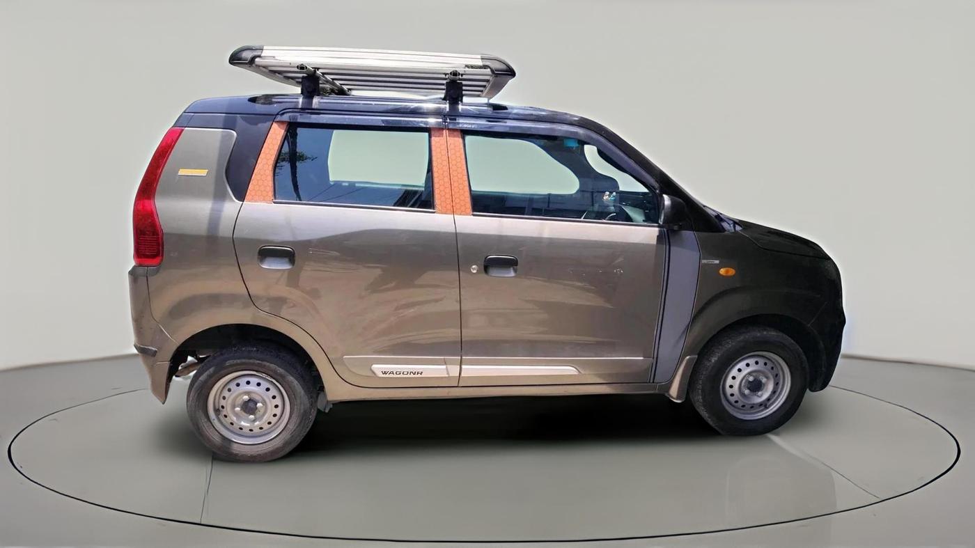2022 Maruti New Wagon-R LXI 1.0, Petrol, Manual, 32,000 km, exterior