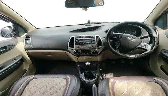 2013 Hyundai i20 SPORTZ 1.2, CNG, Manual, 82,060 km, interior