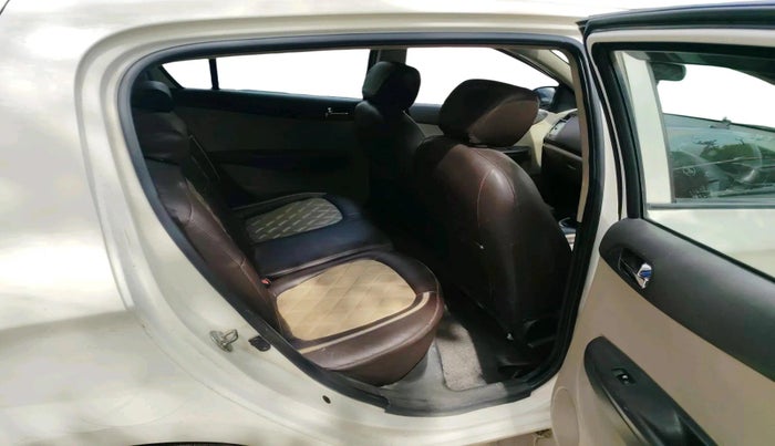 2013 Hyundai i20 SPORTZ 1.2, CNG, Manual, 82,060 km, interior