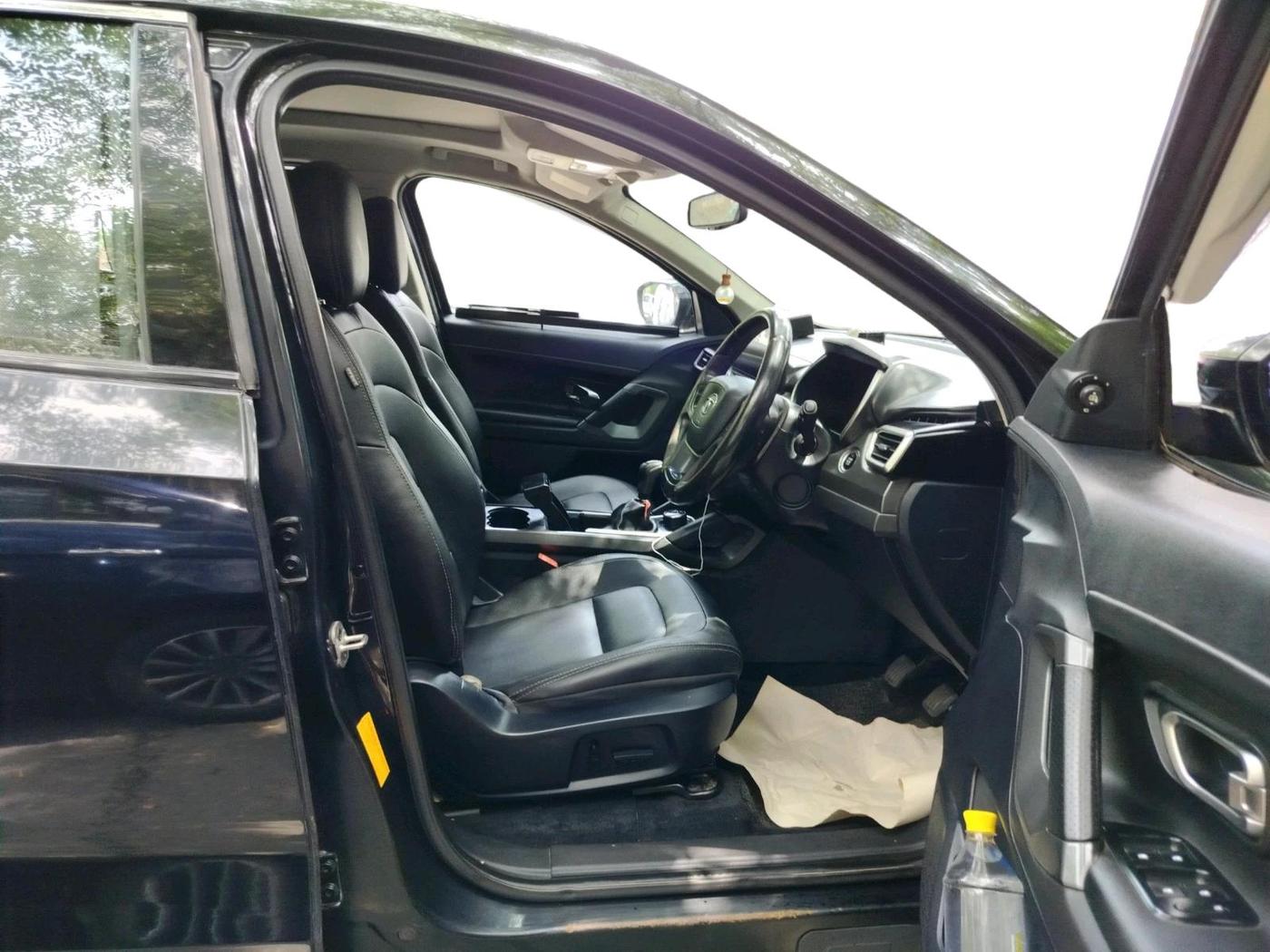 2020 Tata Harrier XZ PLUS 2.0L, Diesel, Manual, 1,01,429 km, interior