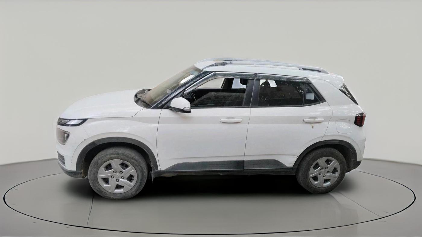 2022 Hyundai VENUE SX 1.2 PETROL, Petrol, Manual, 44,287 km, exterior