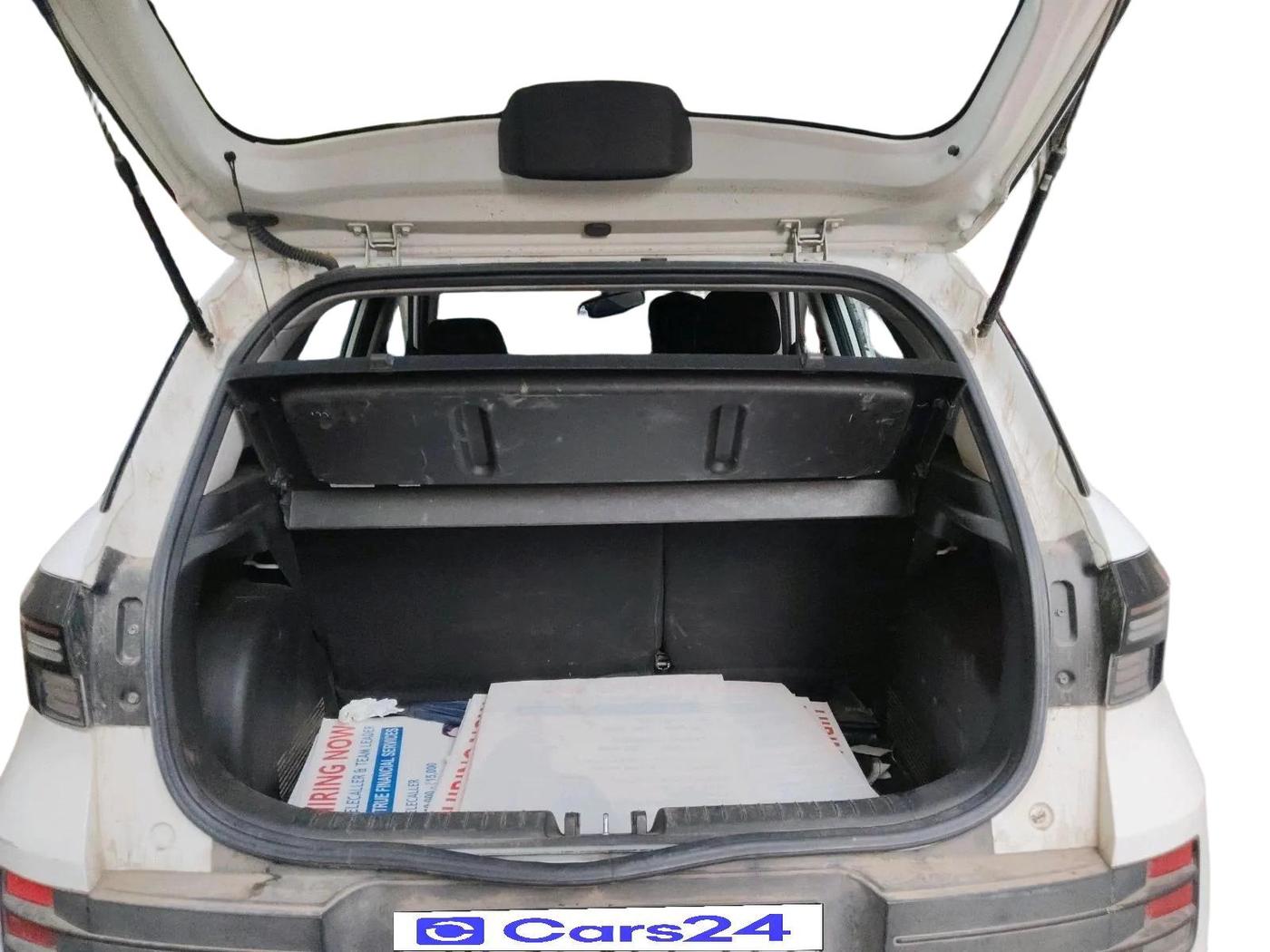 2022 Hyundai VENUE SX 1.2 PETROL, Petrol, Manual, 44,287 km, exterior