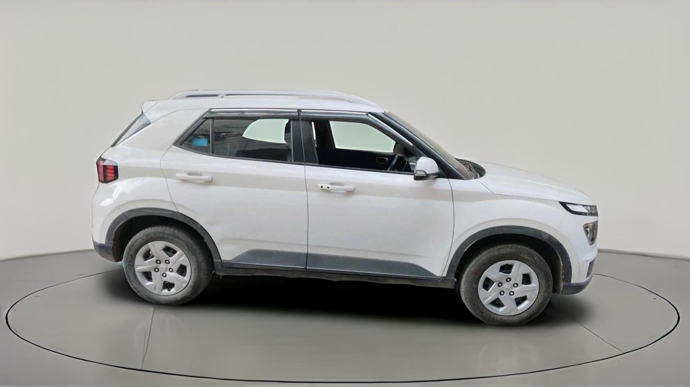 2022 Hyundai VENUE SX 1.2 PETROL, Petrol, Manual, 44,287 km, exterior