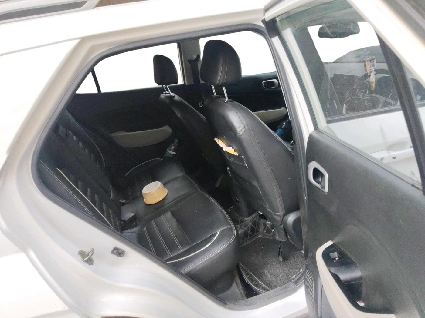 2022 Hyundai VENUE SX 1.2 PETROL, Petrol, Manual, 44,287 km, interior